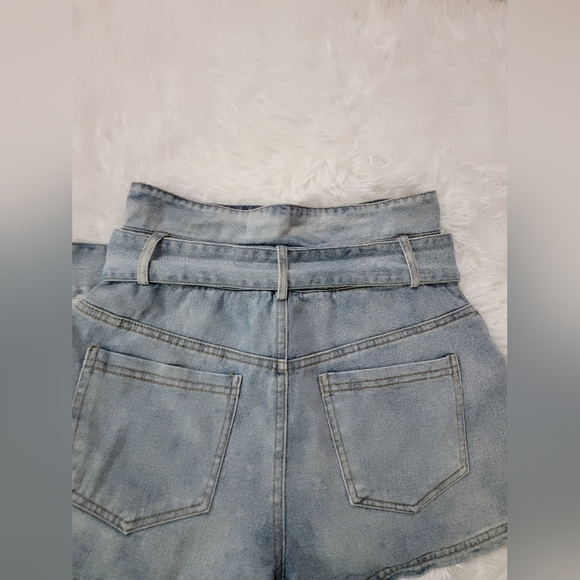 Le Lis 100% Cotton Paper Bag Belt  Light Blue High-Waisted Shorts Size 29 - Picture 9 of 13